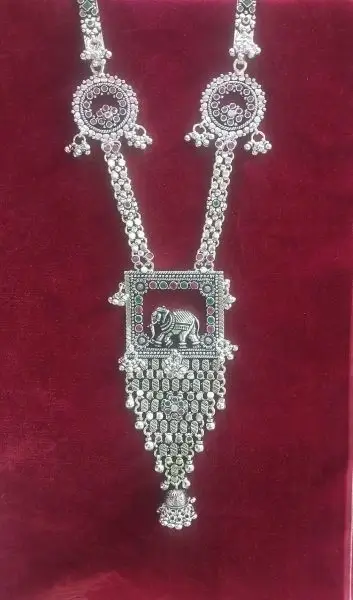 Traditional Silver Neckless
