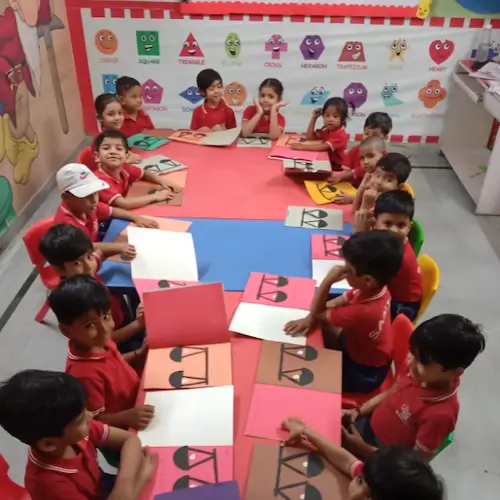 Creative classroom activity - The Santa Kidz School